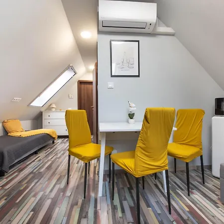 Buzavirág Apartamento *